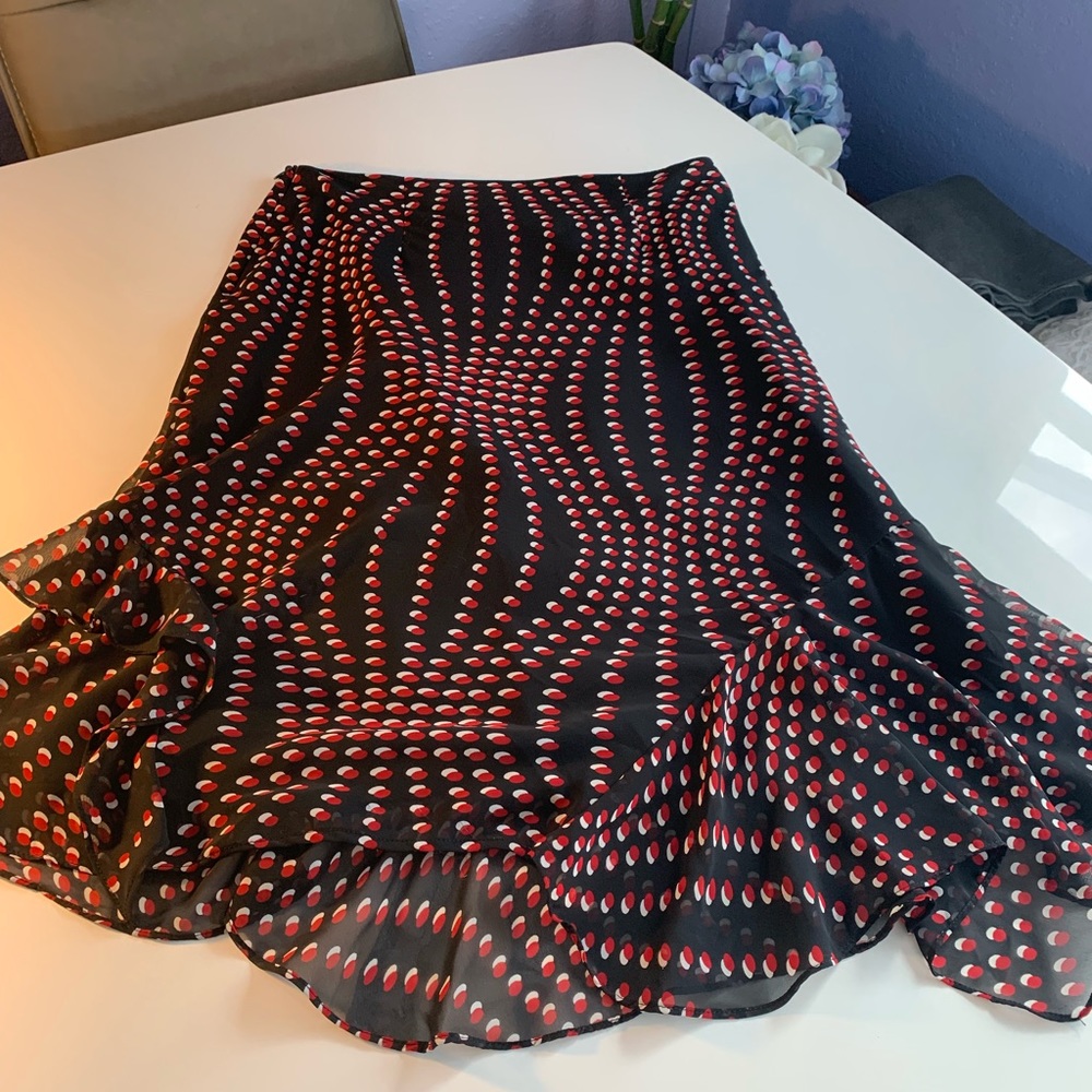 Red/black skirt